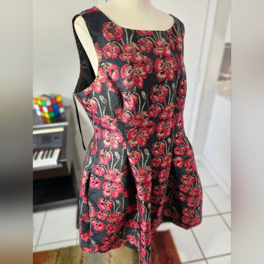 Jessica Howard Metallic Floral Sleeveless Dress Size 18